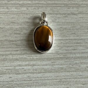 Elegant Silver and Brown Stone Pendant